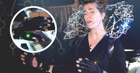 imogen heap mimu gloves.